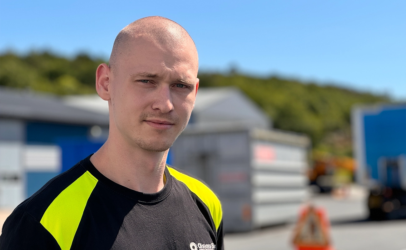 Oscar, lagerarbetare p&aring; Olsson Parts.